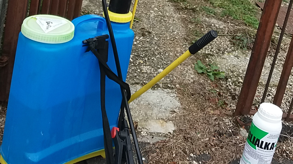 Növény permetezés, ,rovarírtás